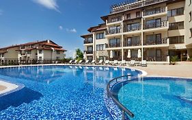 Relax Holiday Complex & Spa