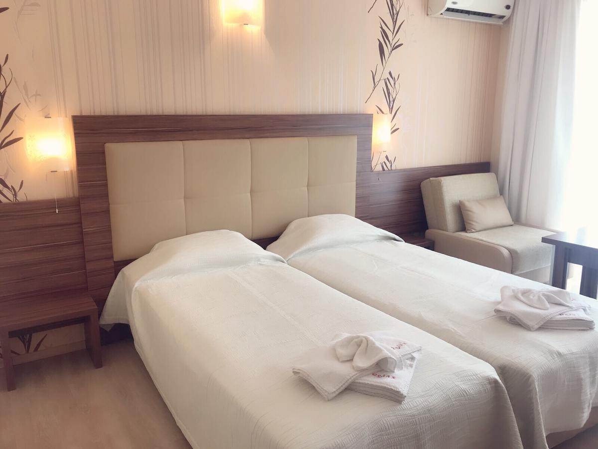 Relax Holiday Complex & Spa Sunny Beach Exterior photo
