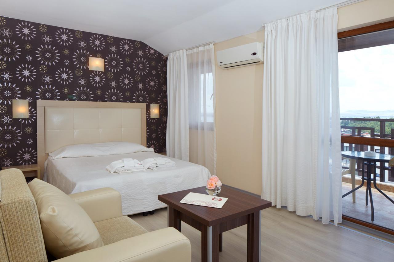 Relax Holiday Complex & Spa Sunny Beach Exterior photo