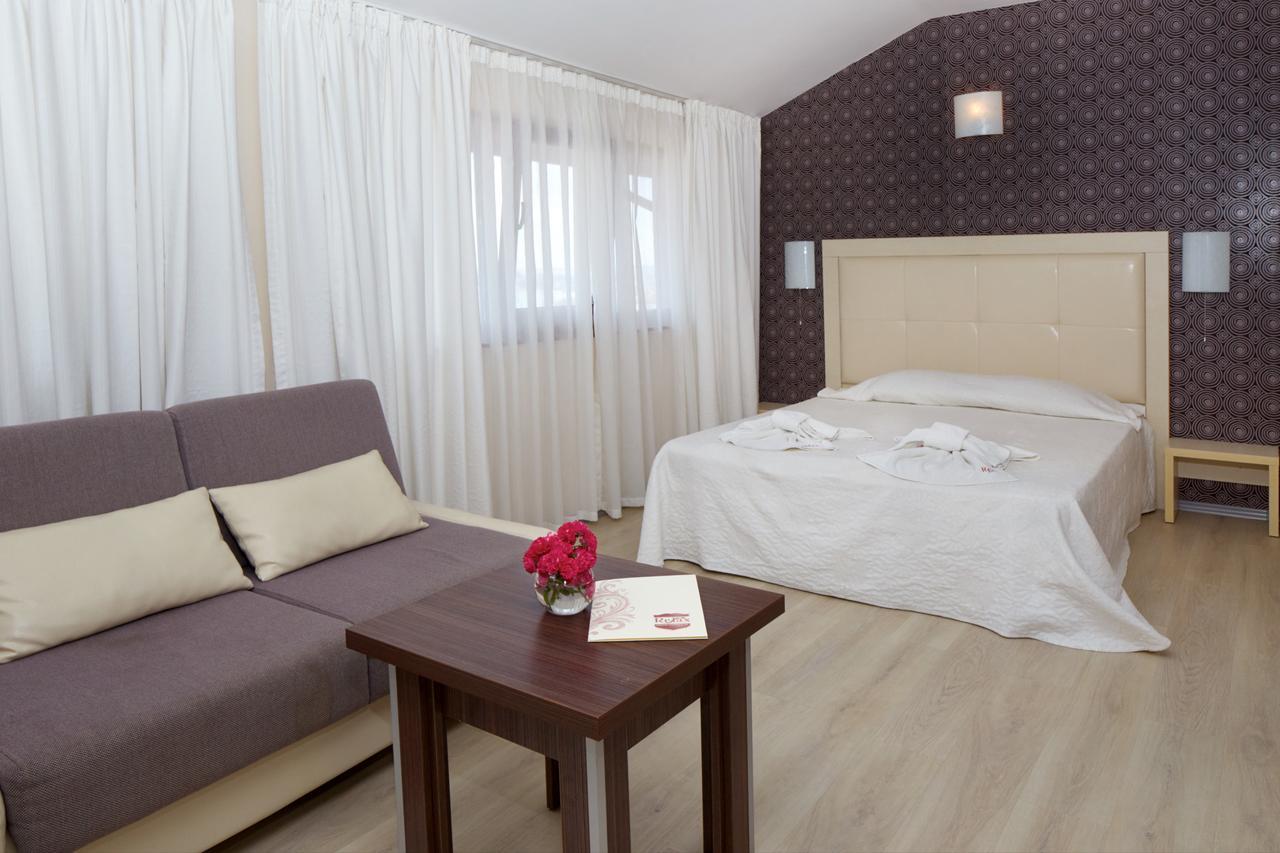 Relax Holiday Complex & Spa Sunny Beach Exterior photo
